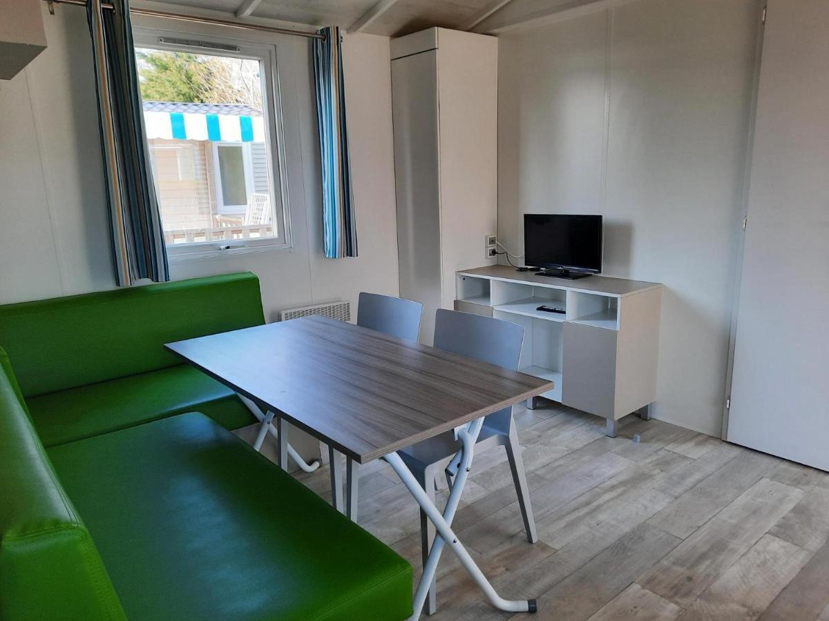 Camping Le Robinson Hotel Colleville-sur-Mer Bagian luar foto
