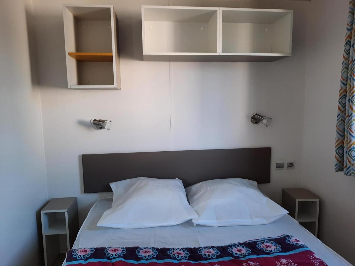 Camping Le Robinson Hotel Colleville-sur-Mer Bagian luar foto
