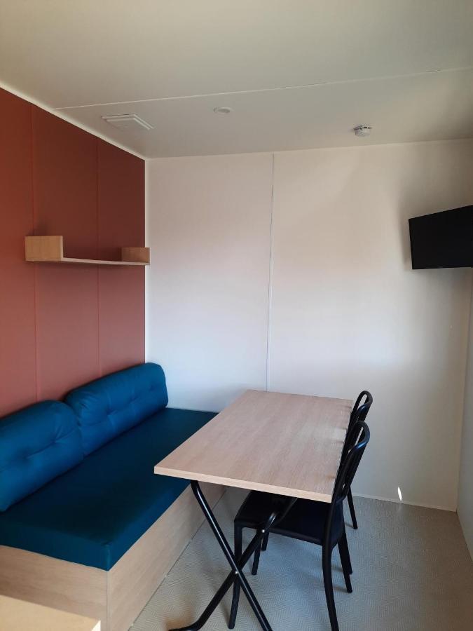 Camping Le Robinson Hotel Colleville-sur-Mer Bagian luar foto