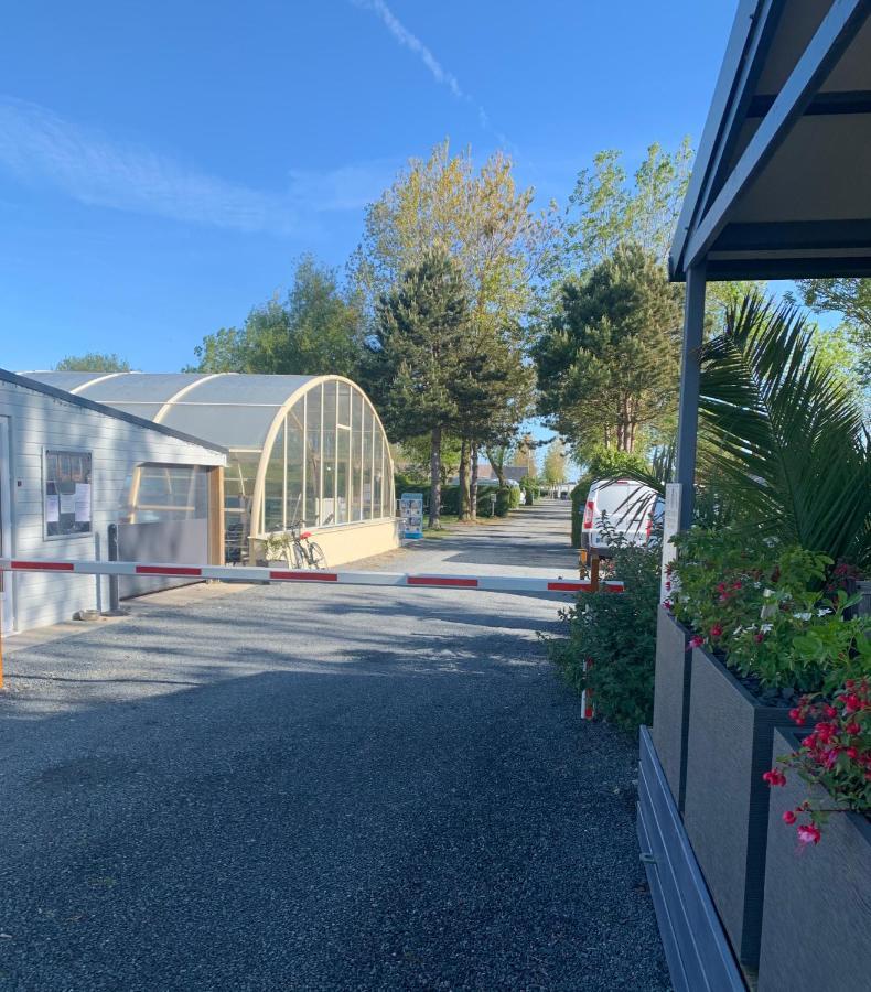 Camping Le Robinson Hotel Colleville-sur-Mer Bagian luar foto